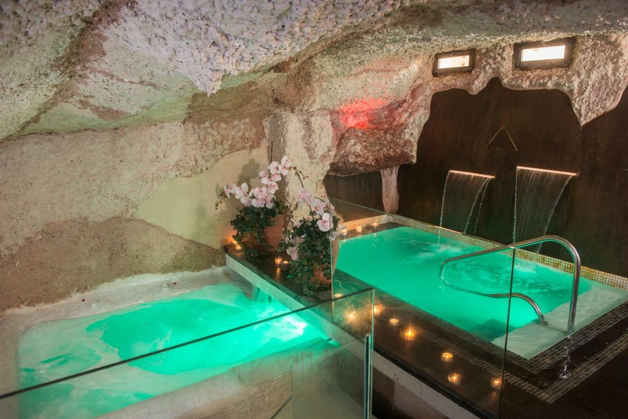 Hita Spa La Cueva Del Agua מראה חיצוני תמונה